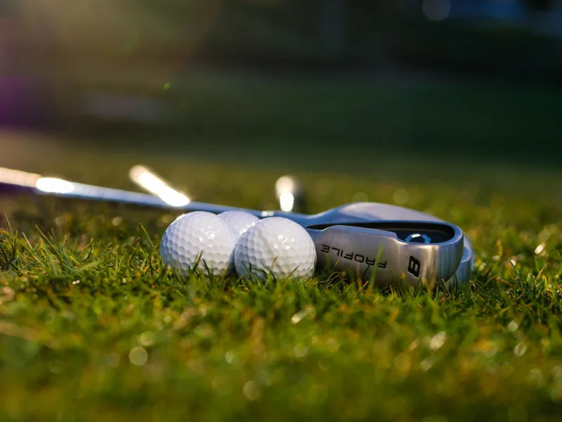 Niet je swing, maar je bal houdt je score omhoog: zo kies je de juiste golfbal