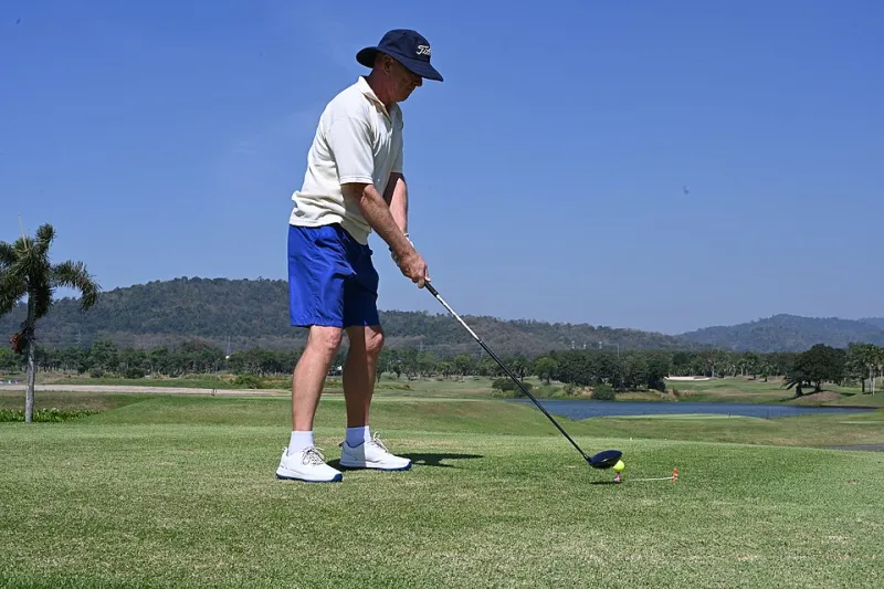 Kop erbij: mentale strategieën die je golf-zenuwen omzetten in focus