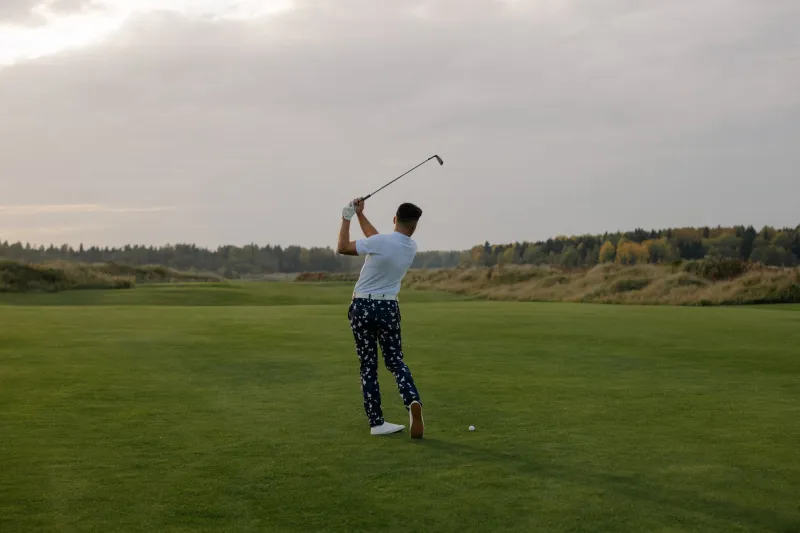 Stop met kopiëren, start met spelen: jouw swing is je sterkste troef