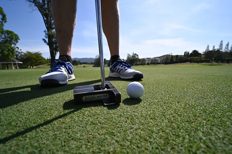 Hoe je voeten je swing maken of breken: de verborgen kracht van je stance
